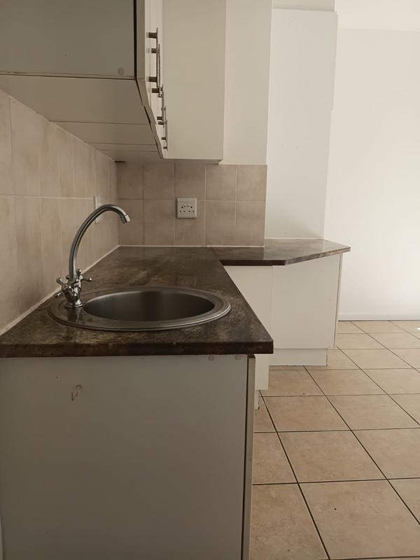 To Let 1 Bedroom Property for Rent in Plumstead Western Cape